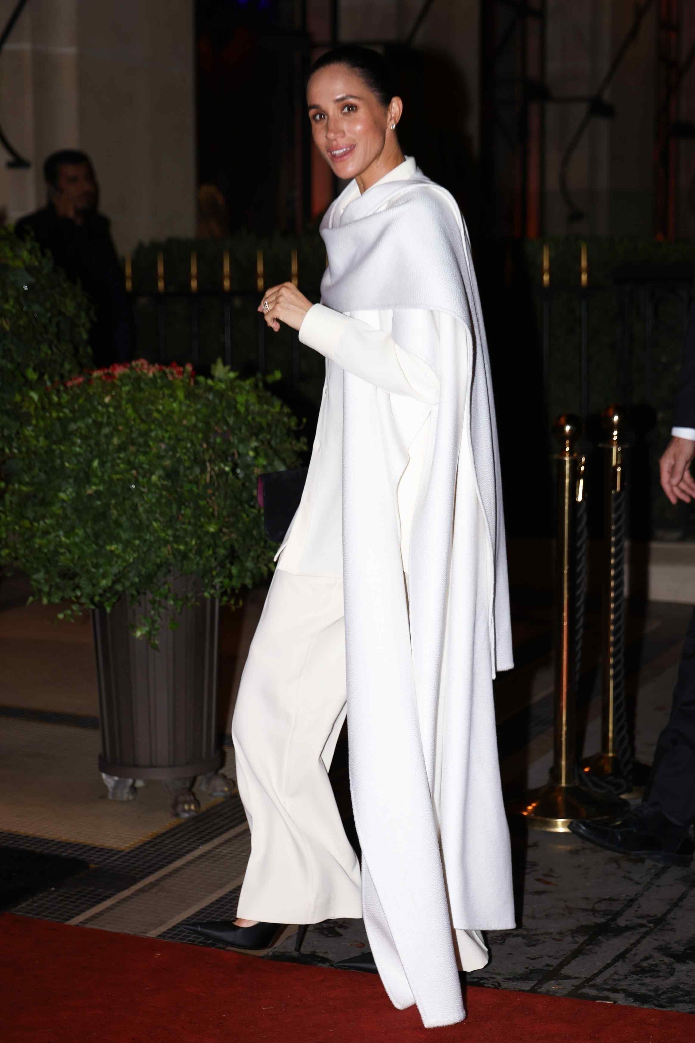 October042025-0107.jpg October042025-0107.jpg